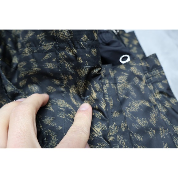 Burton Snow Pants Womens Medium Black Gold Leopard Print Waterproof Cargo Skiing - Picture 13 of 14